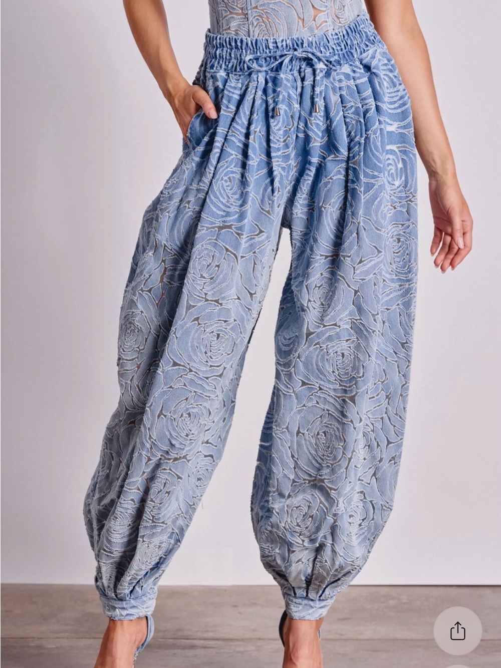 AKIRA DENIM FOR DAYS BALLOON PANT Size L